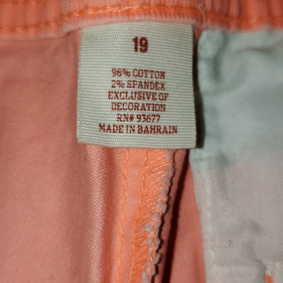 Shorts - Picture 2 of 2